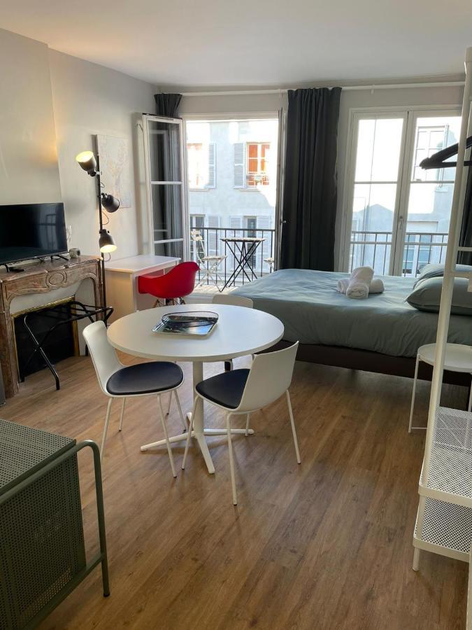 Ferienwohnung Chaleureux Studio * Neuf * Hypercentre * Wifi * Orléans Exterior foto